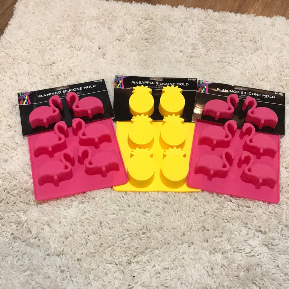 Flamingo Silicone Mold and Pineapple Silicone Mold (a bundle of three molds)